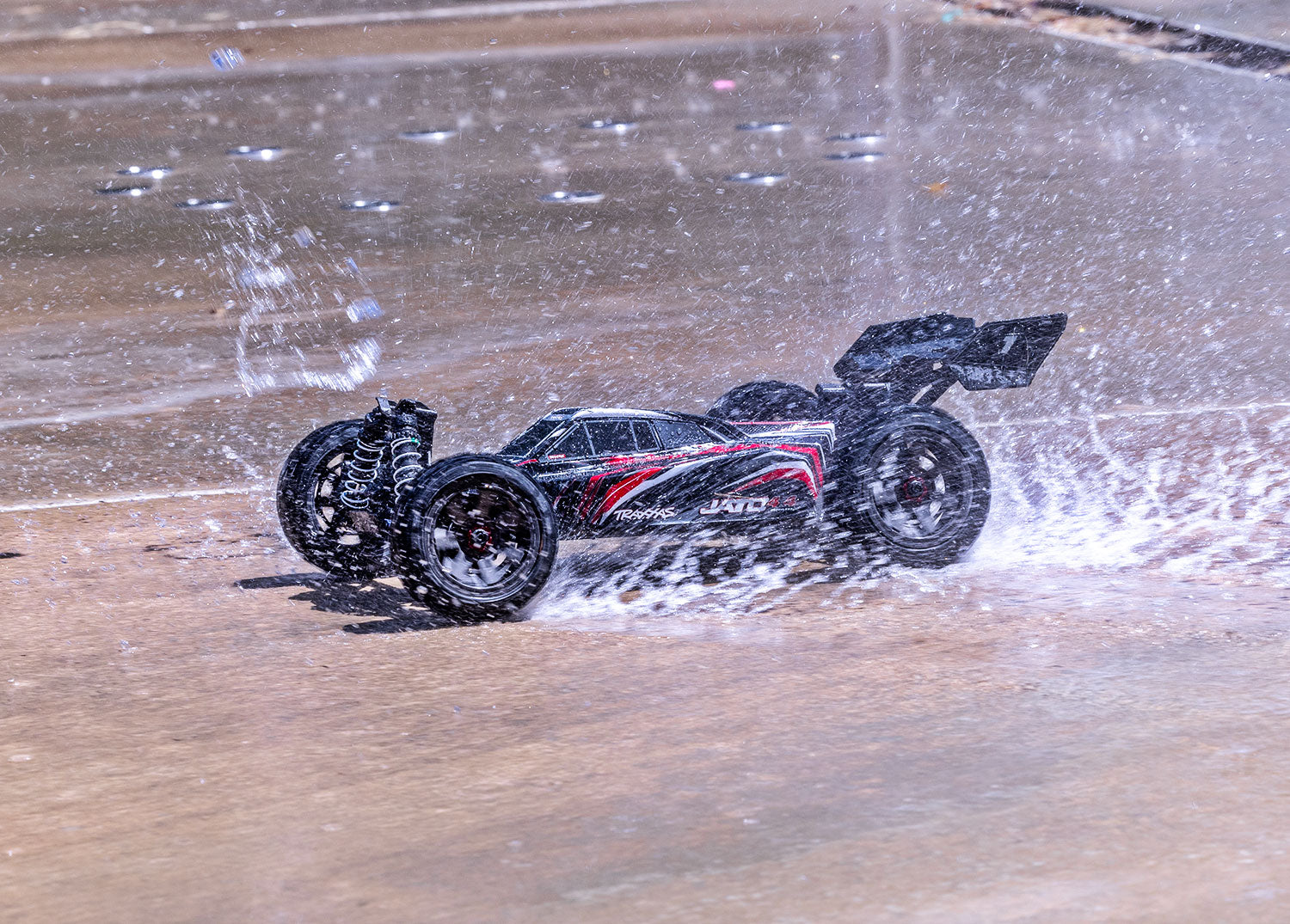 JATO 4X4 BRUSHLESS BL-2S, Traxxas #90154-4, Includes Free Battery and Charger